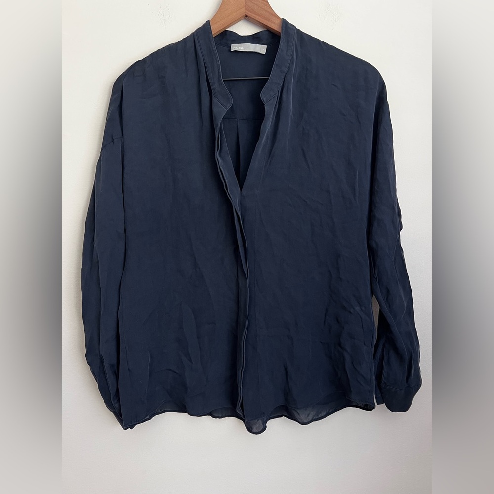 Vince navy blue Silk blouse long sleeve 6